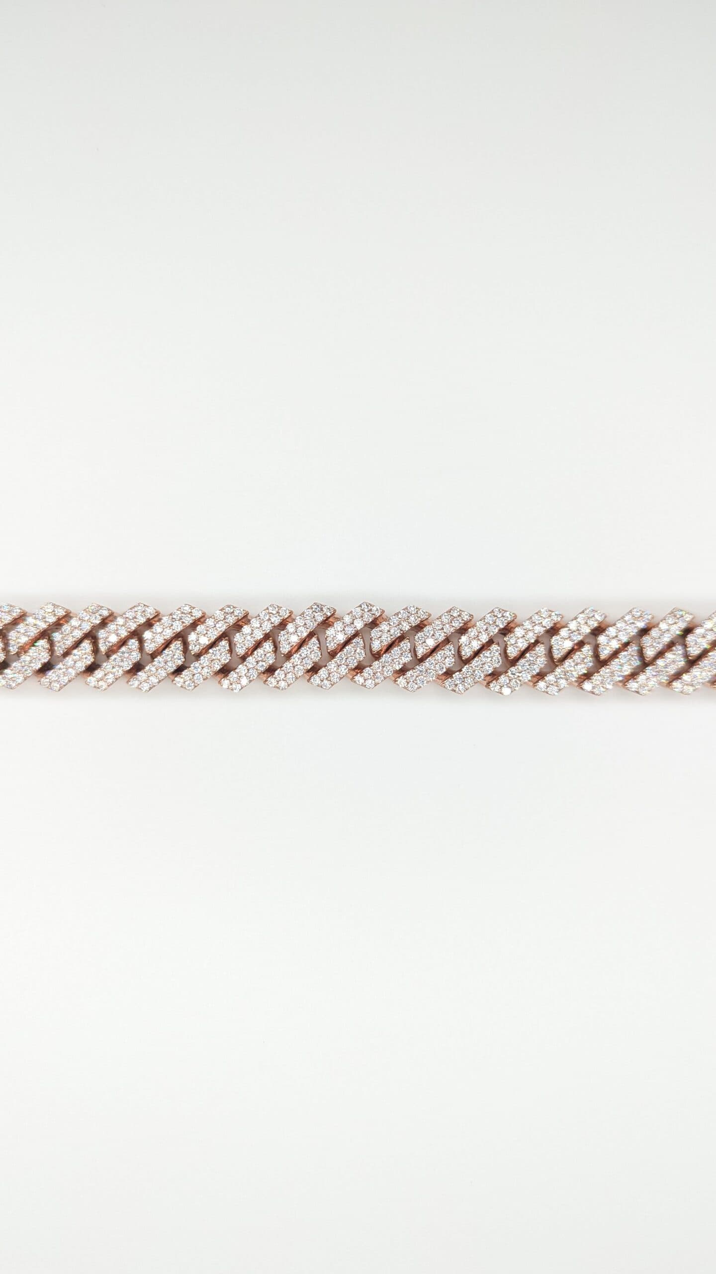 Rose gold prong-link diamond bracelet